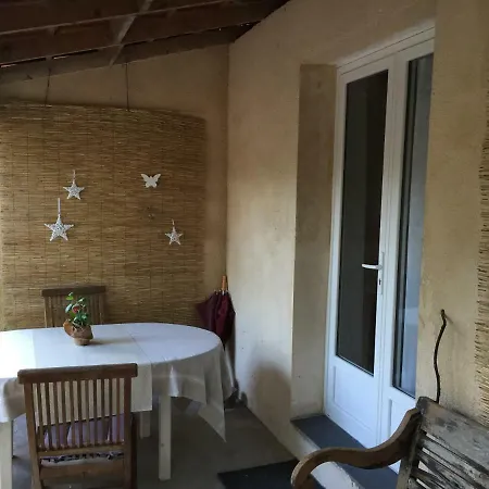 La Maison De Caroline Bed & Breakfast Marcheprime