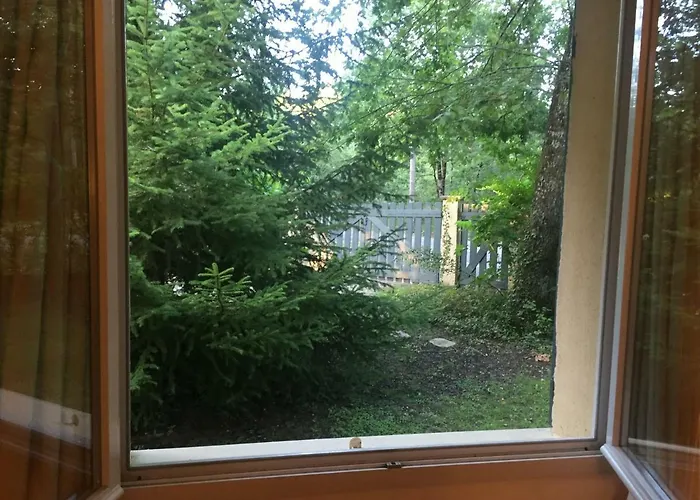 La Maison De Caroline Nocleg ze śniadaniem *